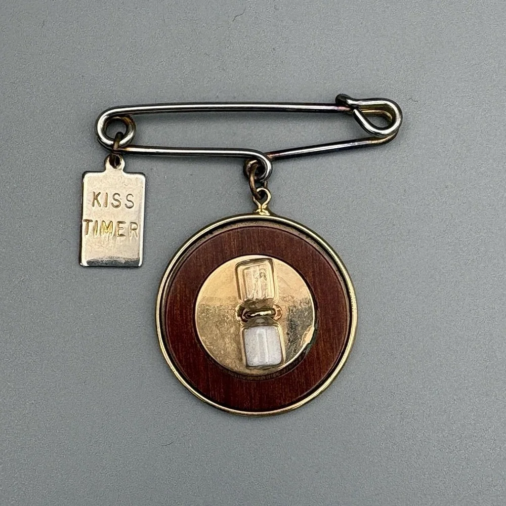 Vintage Hour Glass Kiss Timer Brooch Pin Gold Tone Wood MCM Great Convo Piece